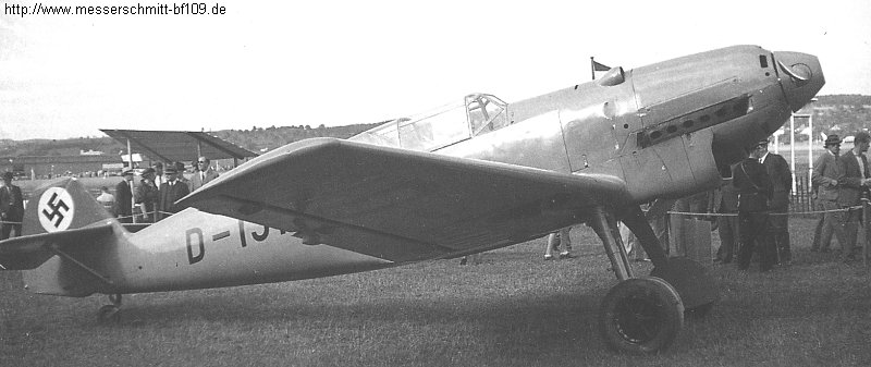 Bf 109 V7, Deutschland, D-IJHA, W.Nr. 881, Zürich - Dübendorf (Schweiz), Die Aufnahme entstand beim Flugmeeting in Dübendorf.