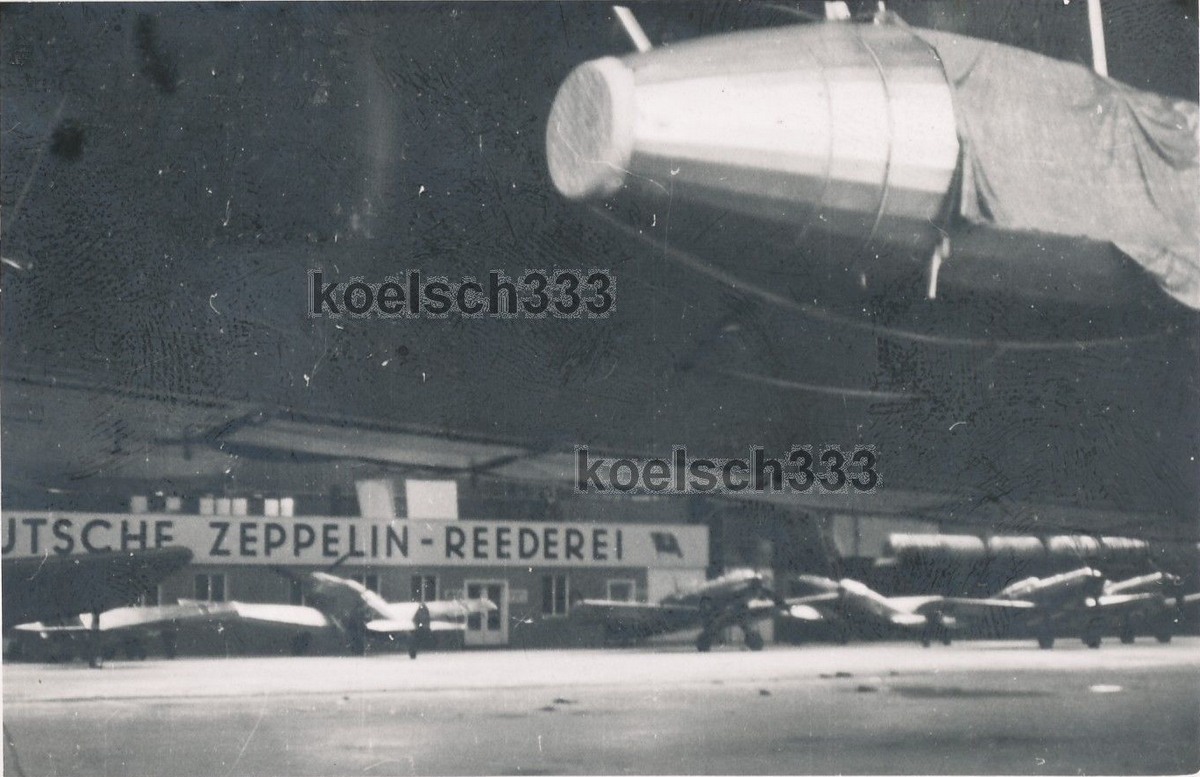 Bf 109 E, Jagdgeschwader 76, I. Gruppe, Deutschland, Frankfurt Rhein-Main (Deutschland), Diese Maschinen stehen in der Luftschiffhalle von Frankfurt Rhein/Main.
In d…