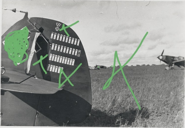 Bf 109 F-4, Oblt. Kurt "Kuddel" Ubben, Jagdgeschwader 77, III. Gruppe, 8. Staffel, Deutschland, schwarze 13, September 1941. 36 Abschussbalken sind verzeichnet. Den 36. erlangte er am 05…