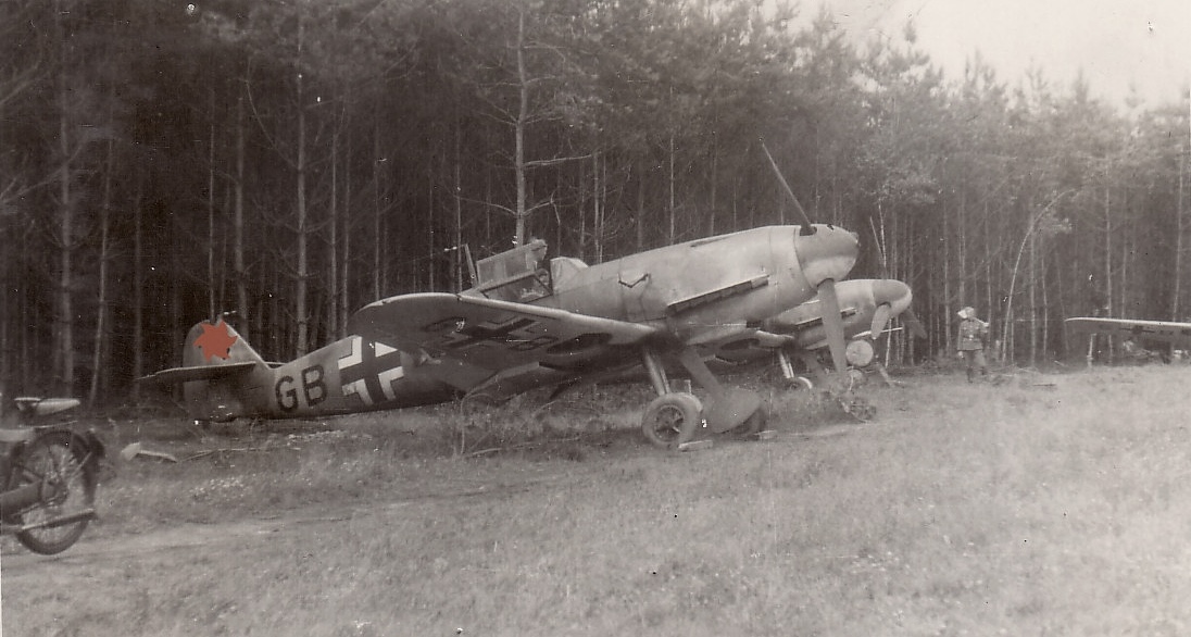 Bf 109 F, Jagdgeschwader 54, Deutschland, Stammkennzeichen, Lt. Quelle angeblich vom JG 54.