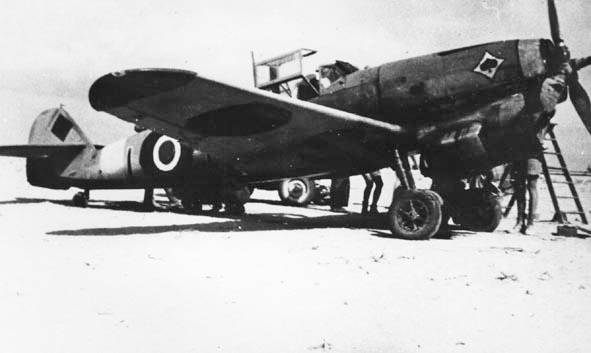 Bf 109 F, Jagdgeschwader 53, III. Gruppe, 8. Staffel, England, schwarze 12