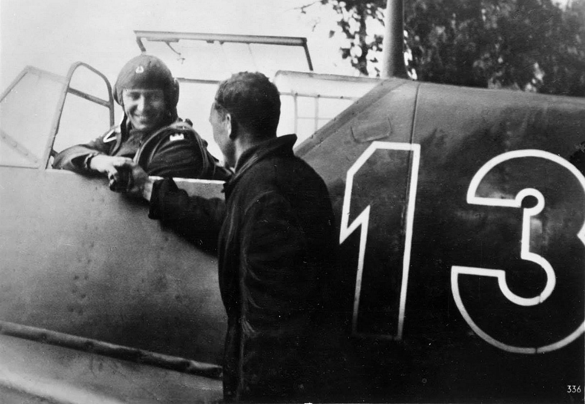 Bf 109 E-1, Obfw. Paul Gerber, Jagdgeschwader 52, I. Gruppe, 2. Staffel, Deutschland, rote 13, Lachen-Speyerdorf (Deutschland)
