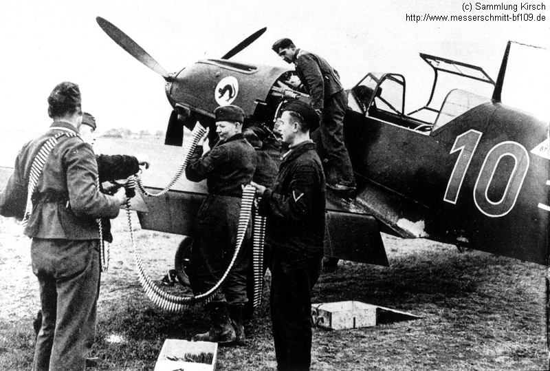 Bf 109 E-1, Jagdgeschwader 20, I. Gruppe, 2. Staffel, Deutschland, rote 10, W.Nr. 3 396