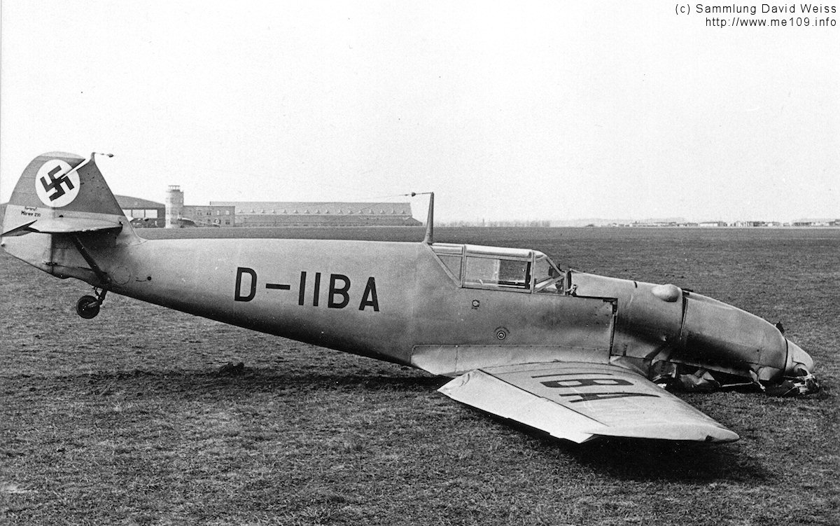 Bf 109 A, Deutschland, D-IIBA, W.Nr. 808, Rechlin (Deutschland), Bei dieser Maschine handelt es sich um eine der wenigen A-Versionen, welche a…