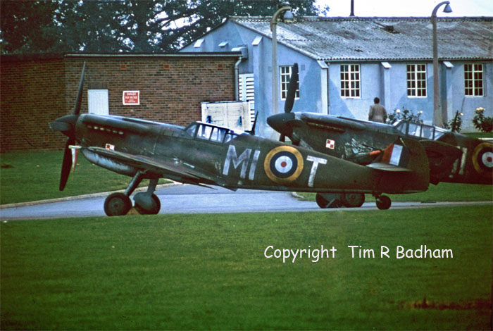Hispano Aviacion H.A. 1112 M-1-L, England, MI-T, W.Nr. 186, Diese Maschine wurde für Aufnahmen für den Film "Battle of Britain" mit einer…
