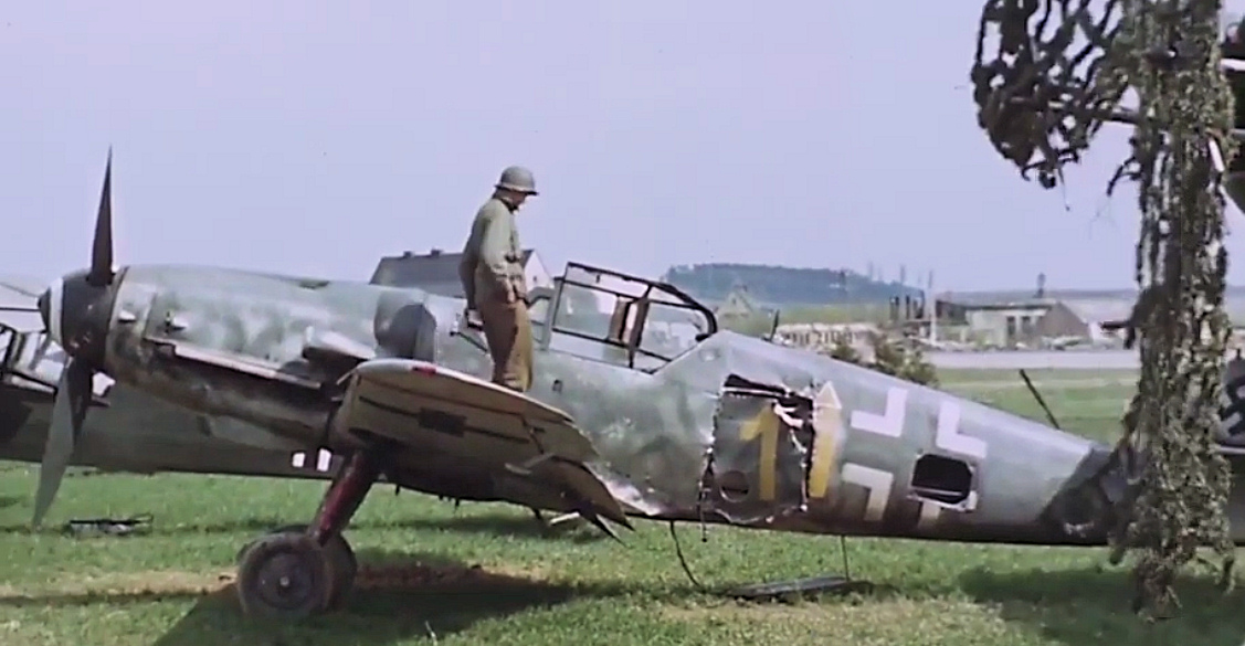 Bf 109 G-6/R2, Deutschland, gelbe 11, W.Nr. 230 785, Fritzlar (Deutschland), Beutemaschine nach der Einnahme des Flugplatzes Fritzlar durch amerikanische …