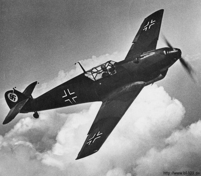 Bf 109 B-2, Deutschland, keine, Beachte die dreifache Antennenverdrahtung.
