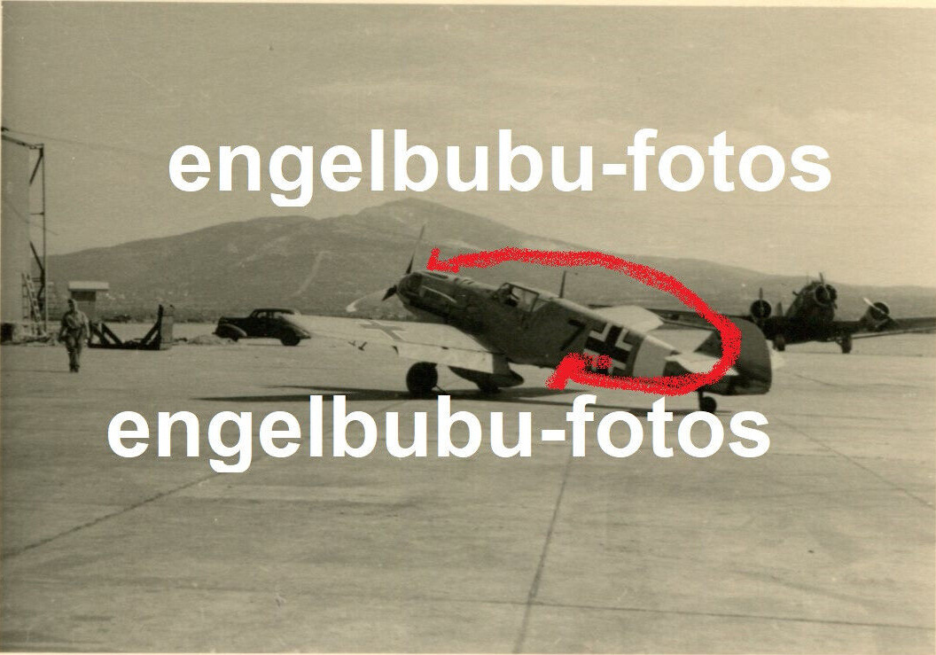 Bf 109 E-7/Trop, Jagdgeschwader 27, I. Gruppe, 2. Staffel, Deutschland, schwarze 7