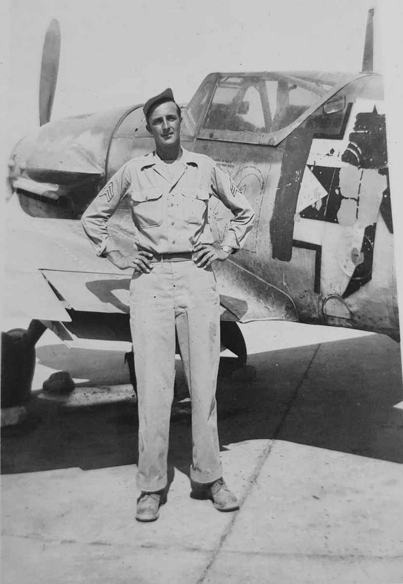 Bf 109 G-14/AS, Fw. Vladimir Sandtner, 1. Zrakoplovna Skupina, 2. Lovacko Jato, Kroatien, schwarze 4, Am 16.04.1945 desertierten zwei kroatische Piloten der 2. kroatischen Jagdsta…
