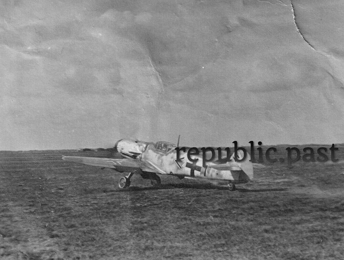 Bf 109 G-6/W, Lt. Ernst Todt, Jagdgeschwader 26, III. Gruppe, Stab, Deutschland, Winkel weisse 2, Nordholz (Deutschland)