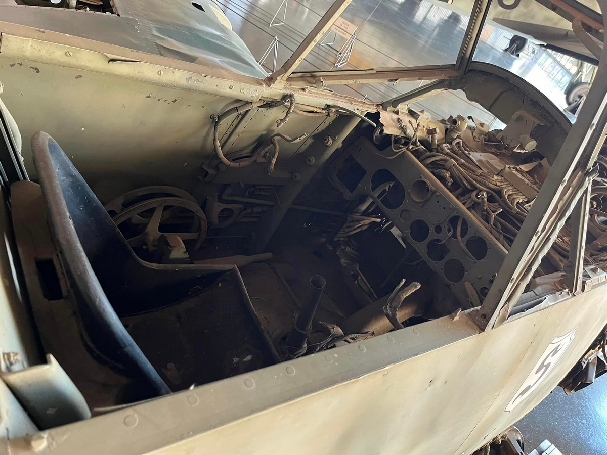 Bf 109 E-3, Deutschland, rote 2, W.Nr. 1 289, Johannesburg (Südafrika), Diese Maschine steht im National War Museum in Johannesburg, Süd Afrika.