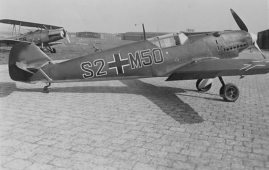 Bf 109 B-2, Jagdfliegerschule 1, Deutschland, S2+M50, Werneuchen (Deutschland), Jagdfliegerschule 1 in Werneuchen, welche an der besonderen Art der Kennung z…