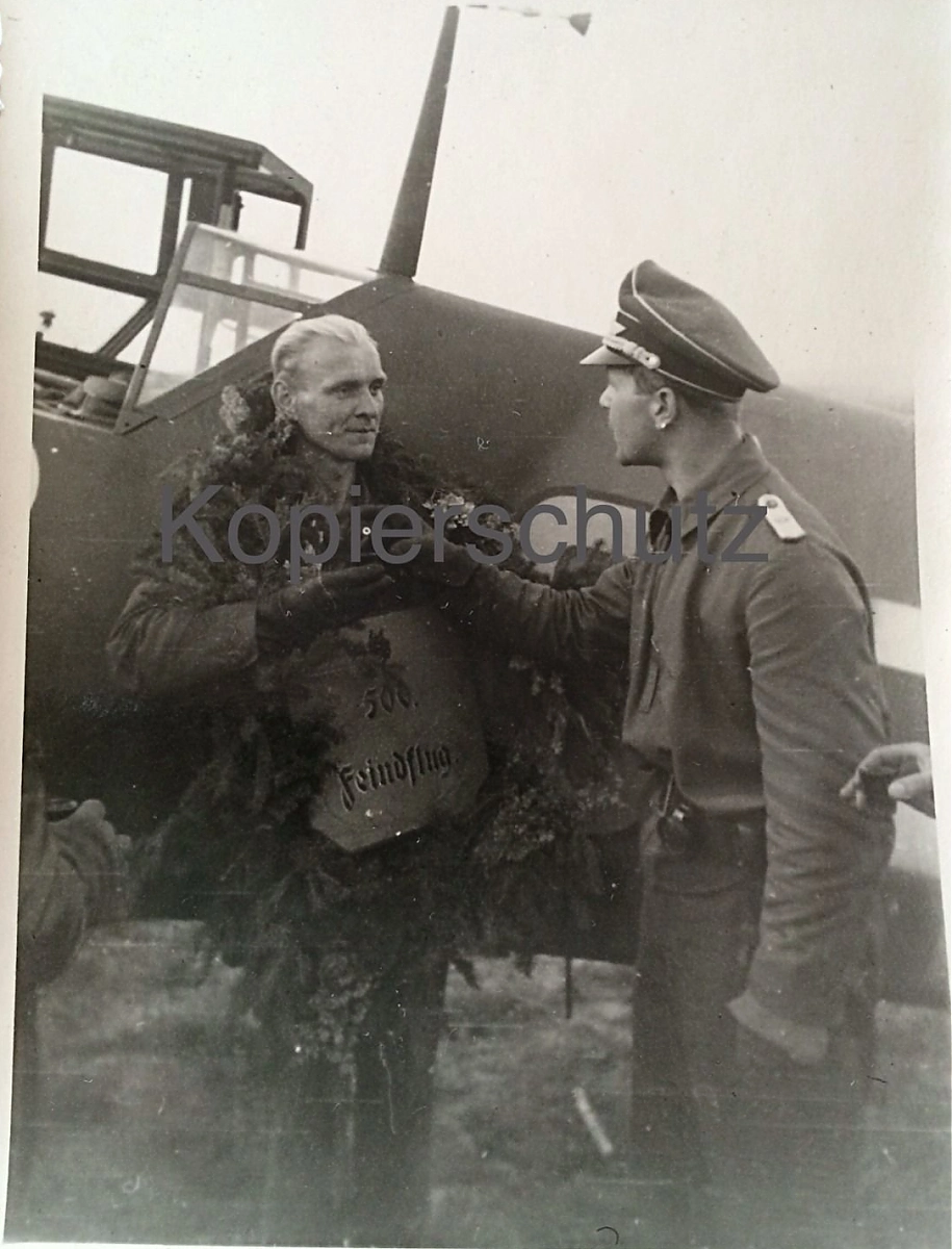 Bf 109 G-2, Obfw. Wilhelm Schilling, Jagdgeschwader 54, III. Gruppe, 9. Staffel, Deutschland, gelbe 3, W.Nr. 10 436, Gratulationen von Bob an Schilling zum 500. Feindflug im September 1942 in Ru…