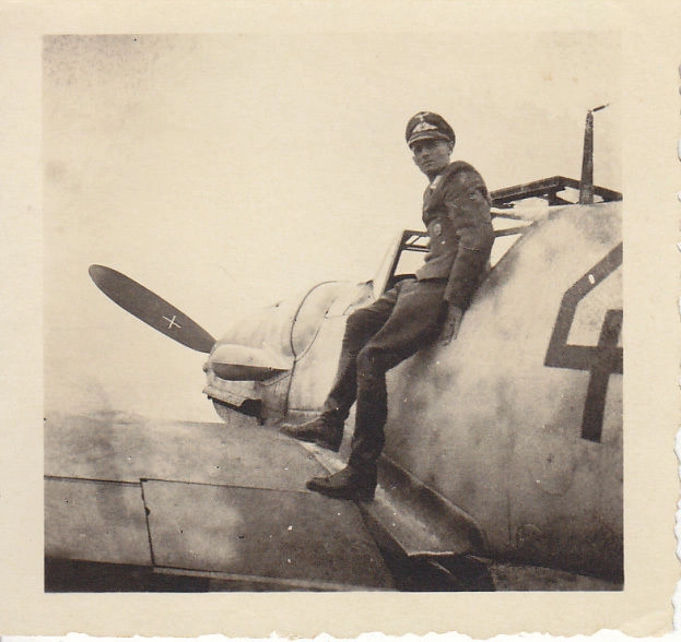 Bf 109 G-6, Deutschland, schwarze 4