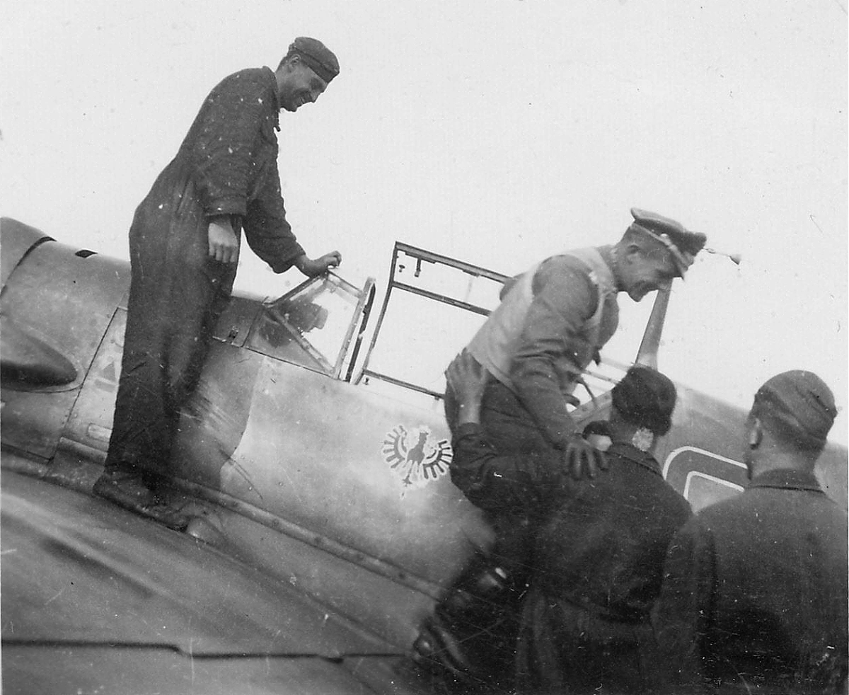 Bf 109 E, Hptm. Hermann Segatz, Jagdgeschwader 5, III. Gruppe, 8. Staffel, Deutschland