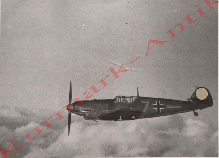 Bf 109 D-1, II. Gruppe, 5. Staffel, Deutschland, rote 7