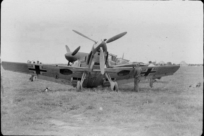 Bf 109 E, Lehrgeschwader 2, I. (J) Gruppe, 1. Staffel, Deutschland, weisse 11