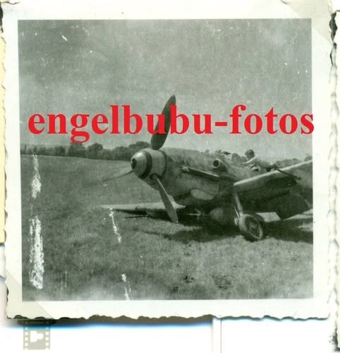 Bf 109 G-6/R3/R6, Deutschland, gelbe 8, Weimar-Nohra, Fahrwerkschaden.