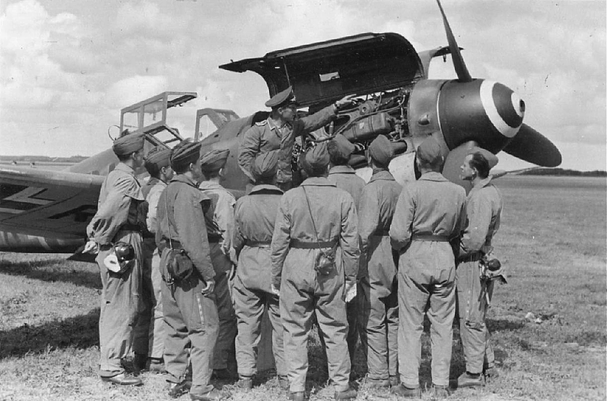 Bf 109 G-6, Deutschland, Ausbildung von Flugschülern.