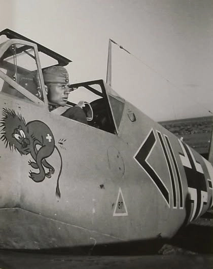 Bf 109 F-4/Trop, Obfw. Otto Schulz, Jagdgeschwader 27, II. Gruppe, Stab, Deutschland, Winkel Doppelbalken