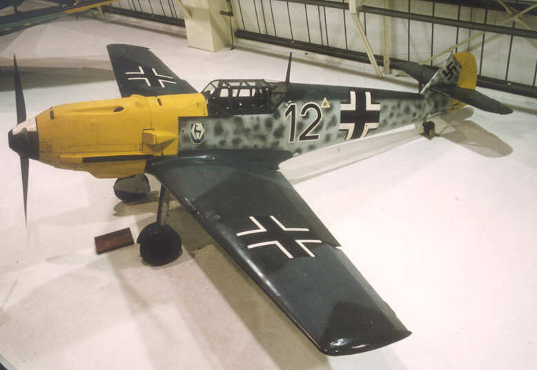 Bf 109 E-4/B, Deutschland, schwarze 12, W.Nr. 4 101, Hendon (England), Das Foto wurde 1983 im RAF-Museum in Hendon aufgenommen.