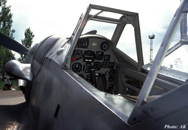 Bf 109 G-6, Deutschland, FM+BB, W.Nr. 156, Berlin - Schönefeld (Deutschland), Umgebaute H.A. 1112 M-1-L (Werk-Nr. 156) mit DB 605 A Motor.
Das Foto wurde …
