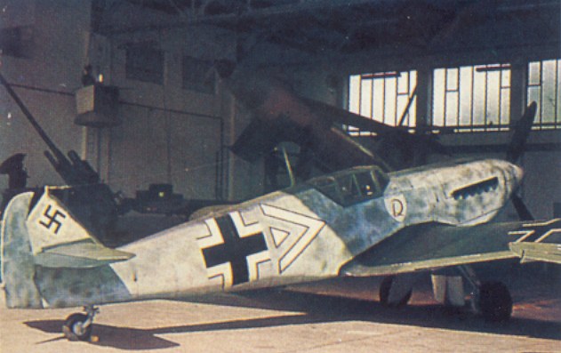 Hispano Aviacion H.A. 1109 K-1-L, Deutschland, Winkel Dreieck