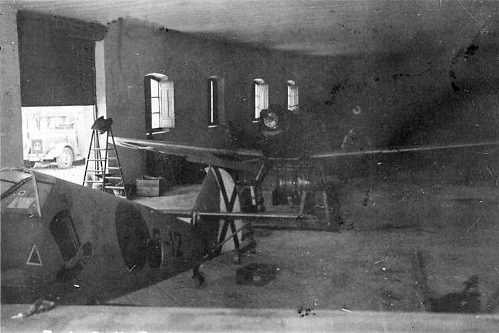 Bf 109 B-1, Uffz. Hermann Stange, Legion Condor, Jagdgruppe 88, 2. Staffel, Spanien, 6-12, Diese Maschine wurde später bei einem Landeunfall mit Überschlag auf dem klei…