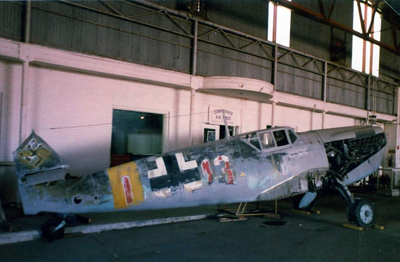 Hispano Aviacion H.A. 1112 M-1-L, Deutschland, rote 13, W.Nr. 67, Die Aufnahme ist vermutlich 1974/1975 entstanden. Die Buchon wurde für die Dr…
