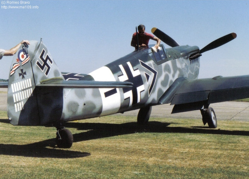 Hispano Aviacion H.A. 1112 M-1-L, Deutschland, Winkel Dreieck, W.Nr. 170, Duxford (England), Das Foto wurde im Juli 1989 in Duxford (England) bei den Dreharbeiten zu dem …