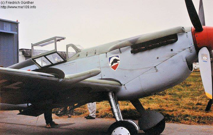 Hispano Aviacion H.A. 1112 M-1-L, Deutschland, rote 1, W.Nr. 213, Speyer (Deutschland), Das Foto von 1988 zeigt die HA 1112 "D-FEHD" in Speyer.